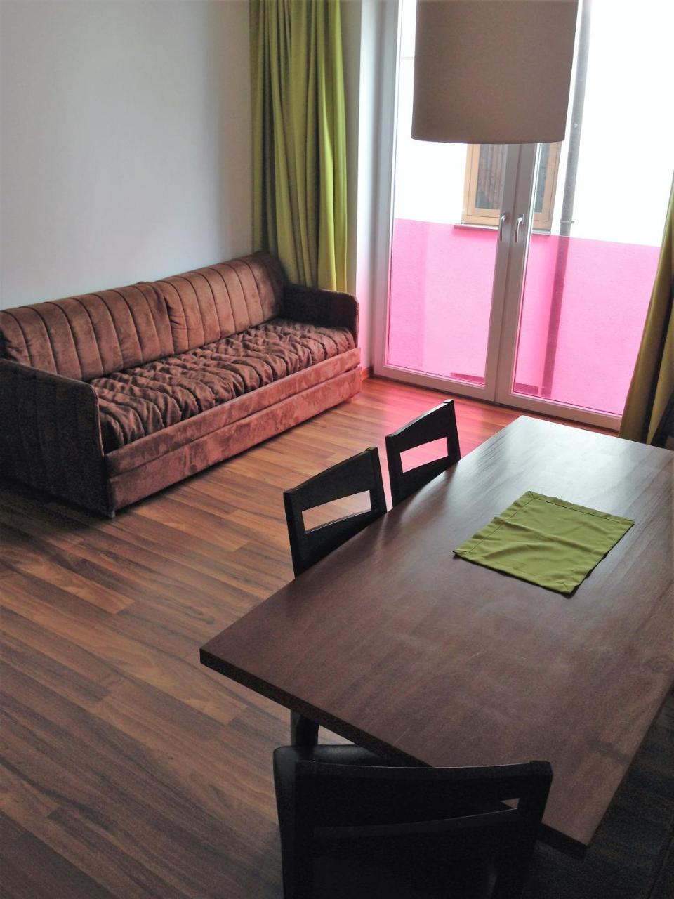 Almandin Apartments 伊施格尔 外观 照片